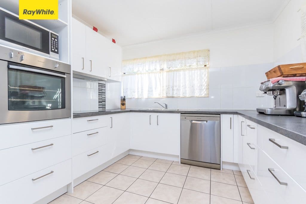 4 Geoffrey Street, Caboolture QLD 4510, Caboolture - Thumbnail 5