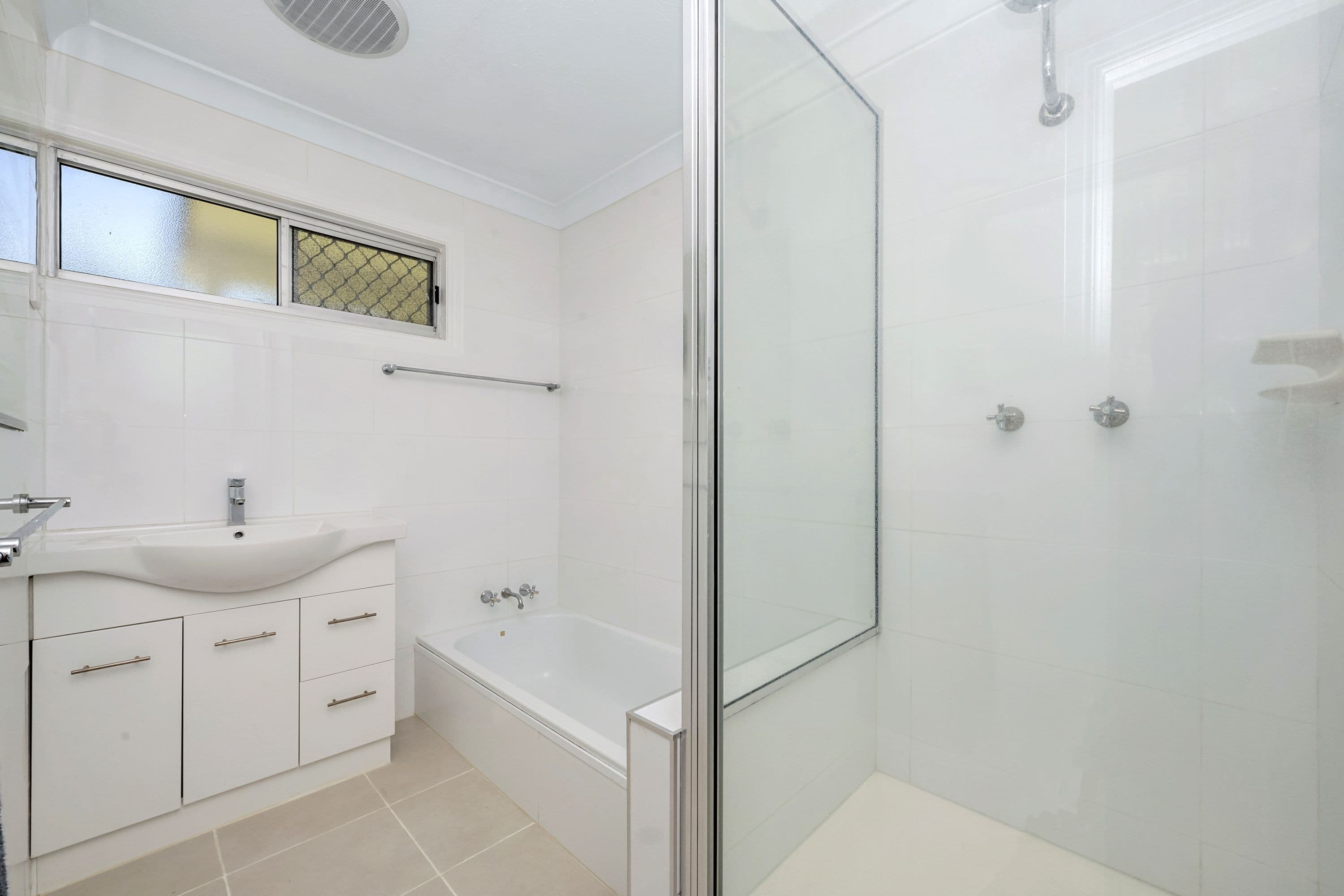 33 Bokirana Crescent, Kirwan QLD 4817, Kirwan - Thumbnail 7