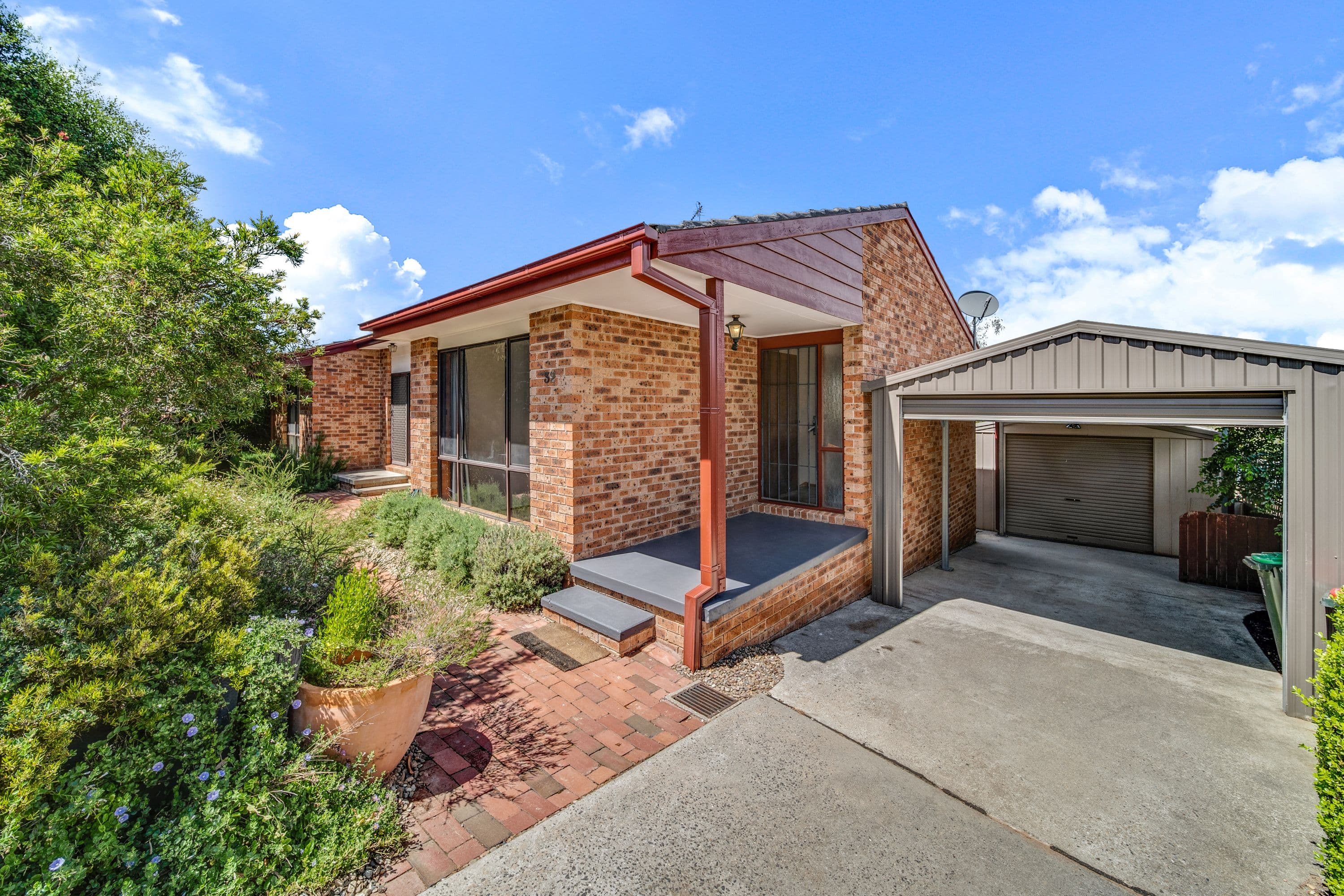 18 Glengarry Way, Horsley, Horsley - Thumbnail 2