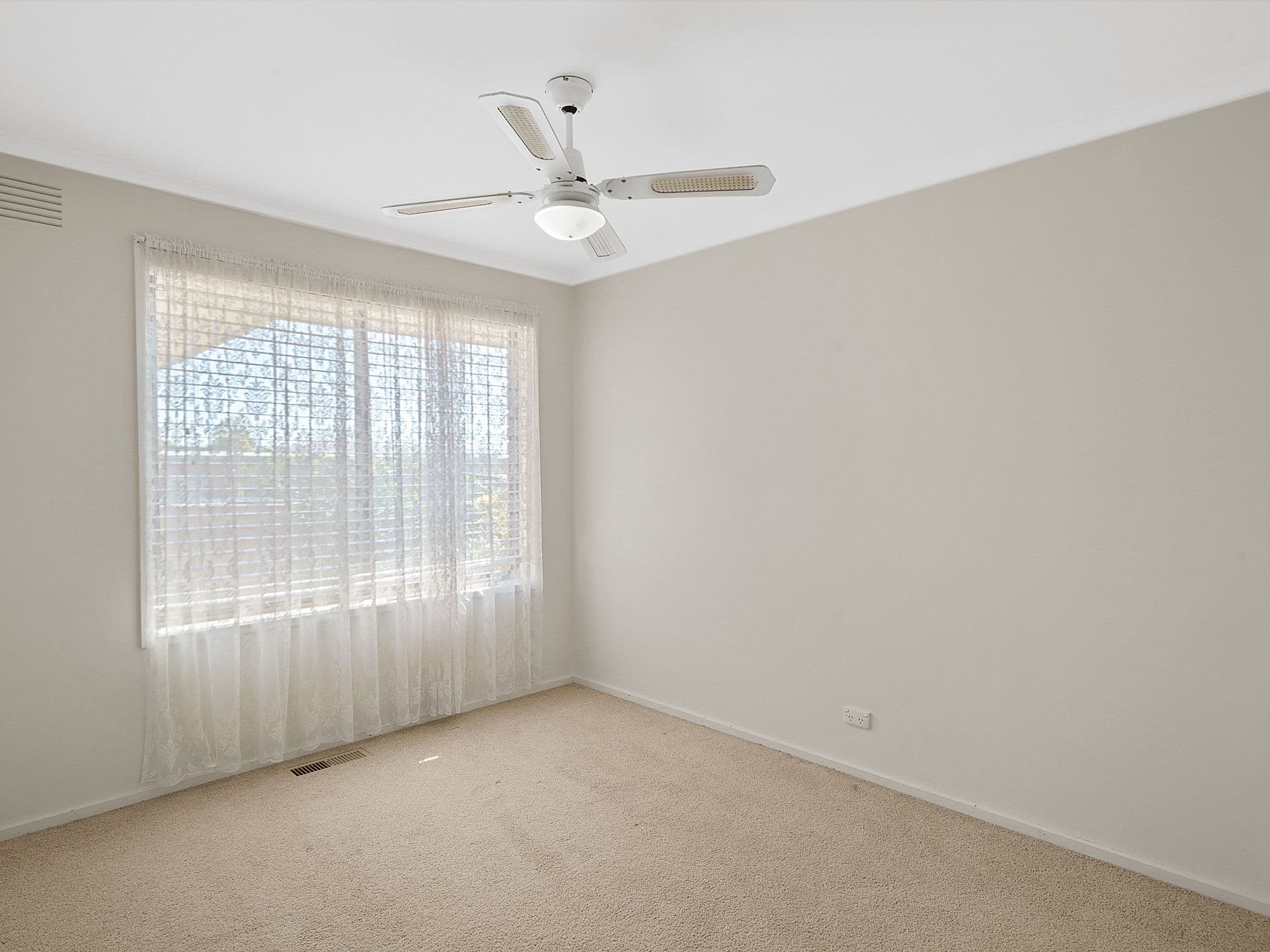 6 Webb Avenue, Seymour VIC 3660, Seymour - Thumbnail 7