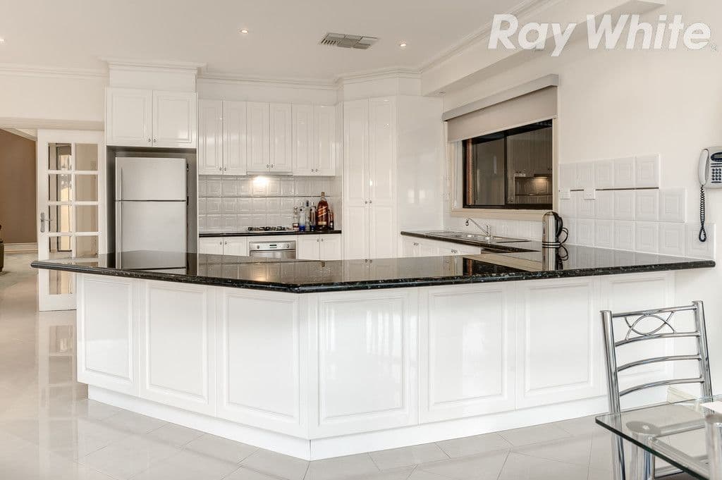 4 Grandiflora Grove, Bundoora VIC 3083, Bundoora - Thumbnail 5
