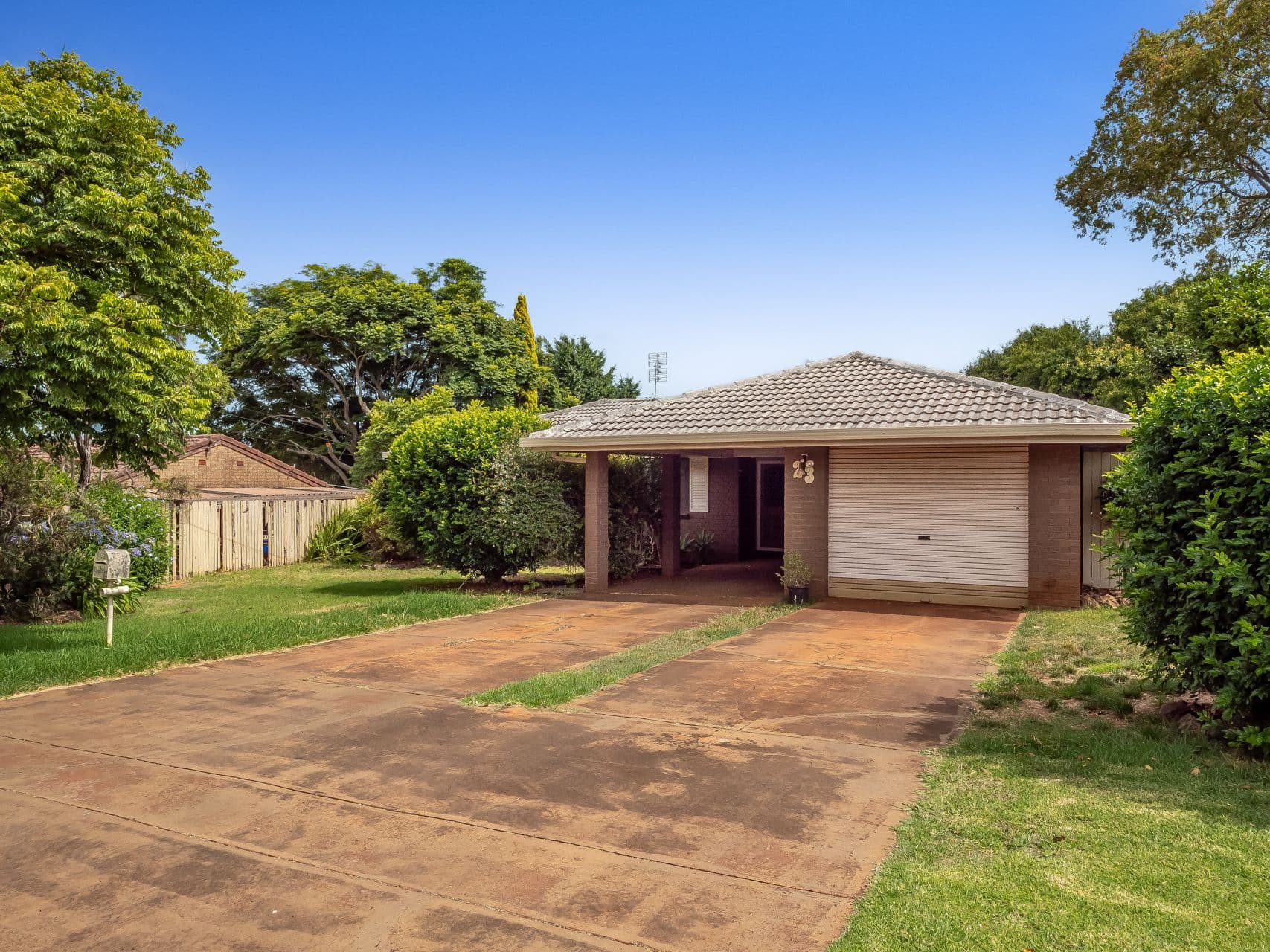 23 Hibiscus Drive, Centenary Heights QLD 4350, Centenary Heights - Thumbnail 2