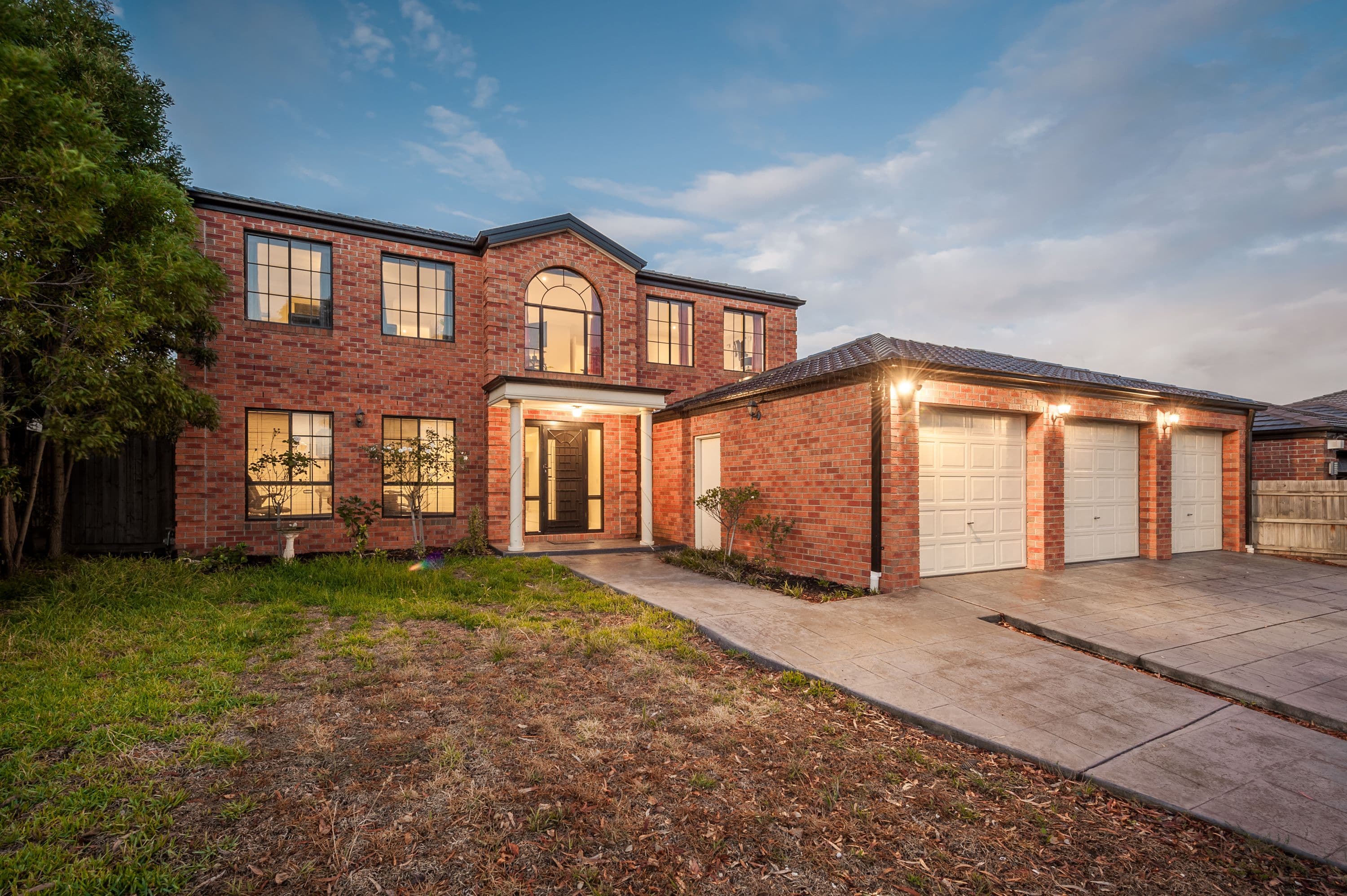 4 Saronvale Crescent, Hillside VIC 3037, Hillside - Image 1