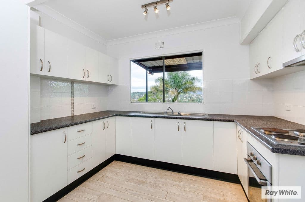 96 Tait Avenue, KANAHOOKA NSW 2530, Kanahooka - Thumbnail 2
