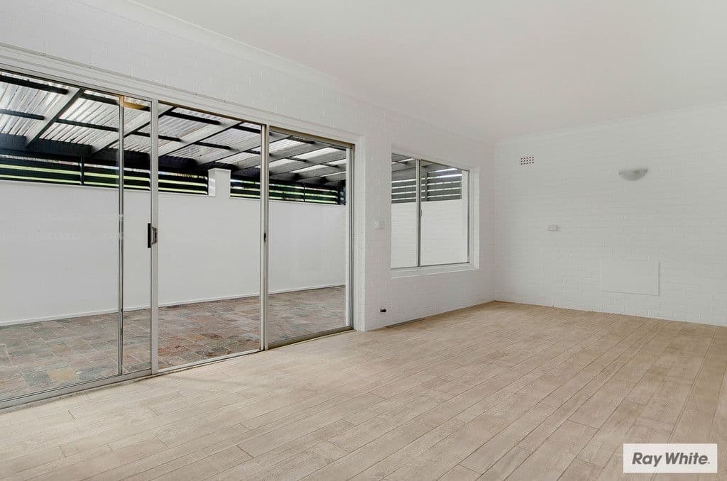96 Tait Avenue, KANAHOOKA NSW 2530, Kanahooka - Thumbnail 3