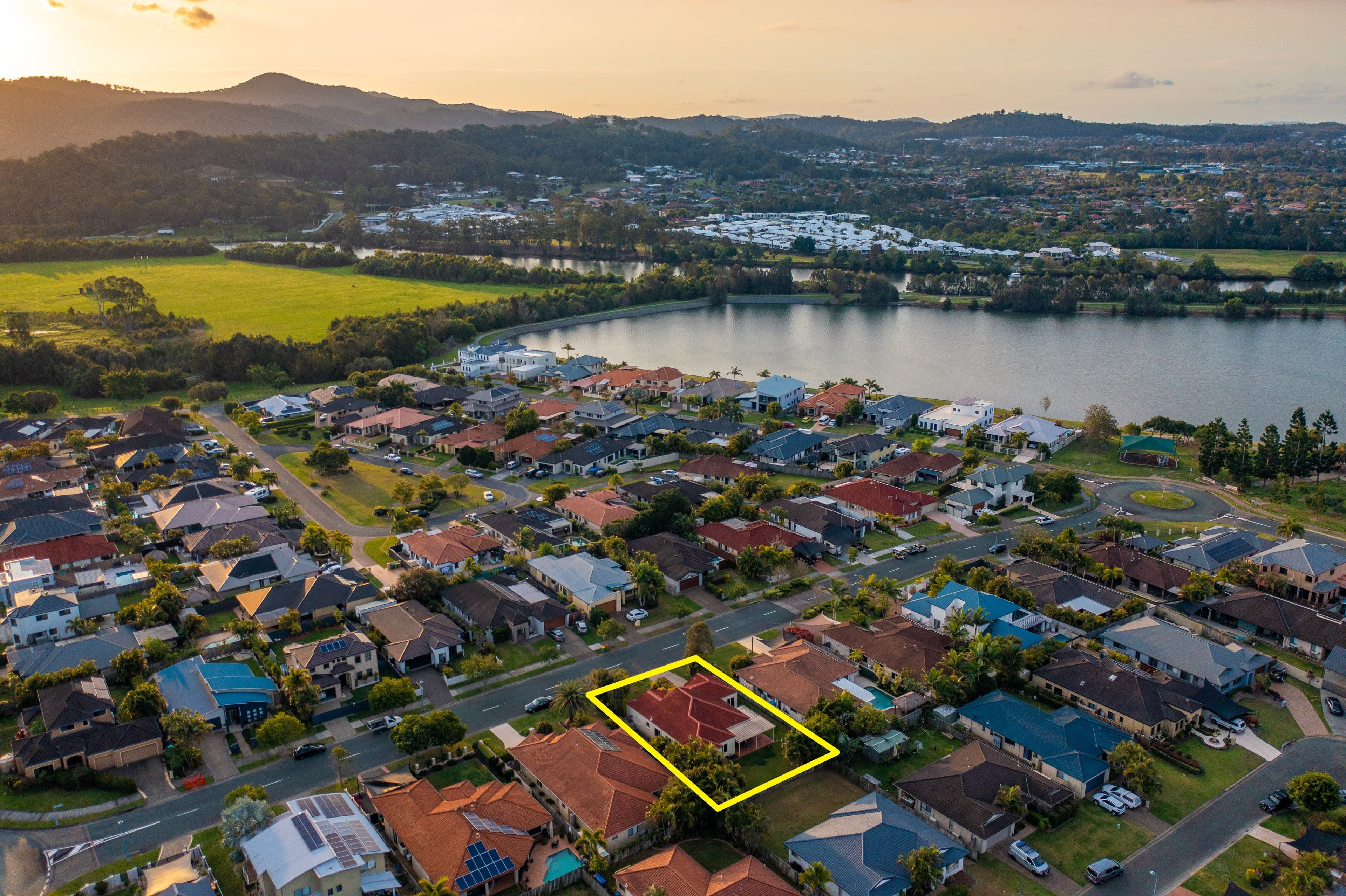 15 Regatta Avenue, Oxenford QLD 4210, Oxenford - Image 1