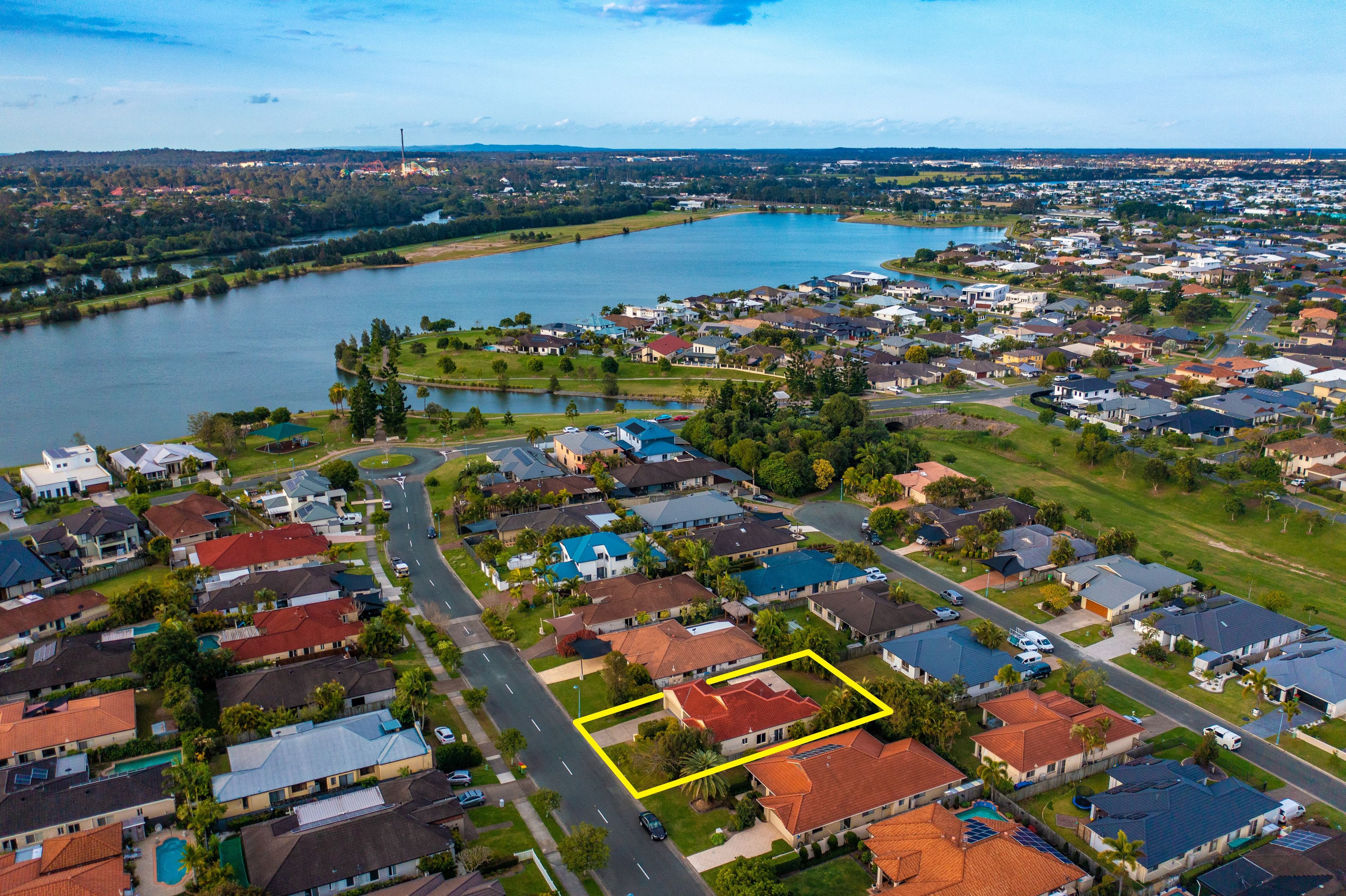 15 Regatta Avenue, Oxenford QLD 4210, Oxenford - Thumbnail 2