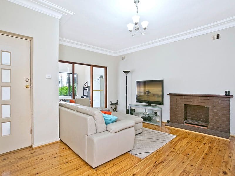 33 Kareena Road, MIRANDA NSW 2228, Miranda - Thumbnail 7