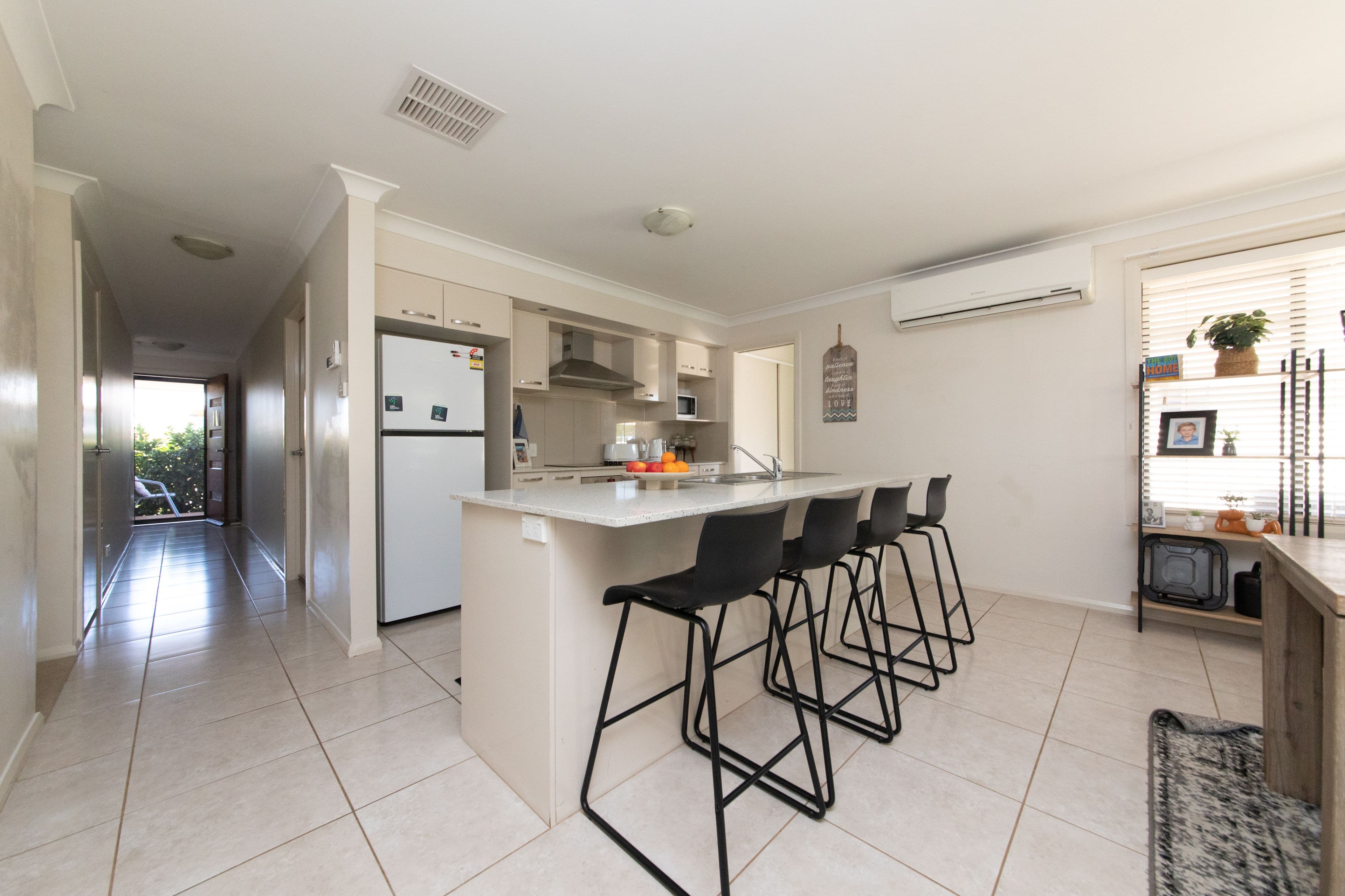 10 Torvean Avenue, Dubbo NSW 2830, Dubbo - Thumbnail 2