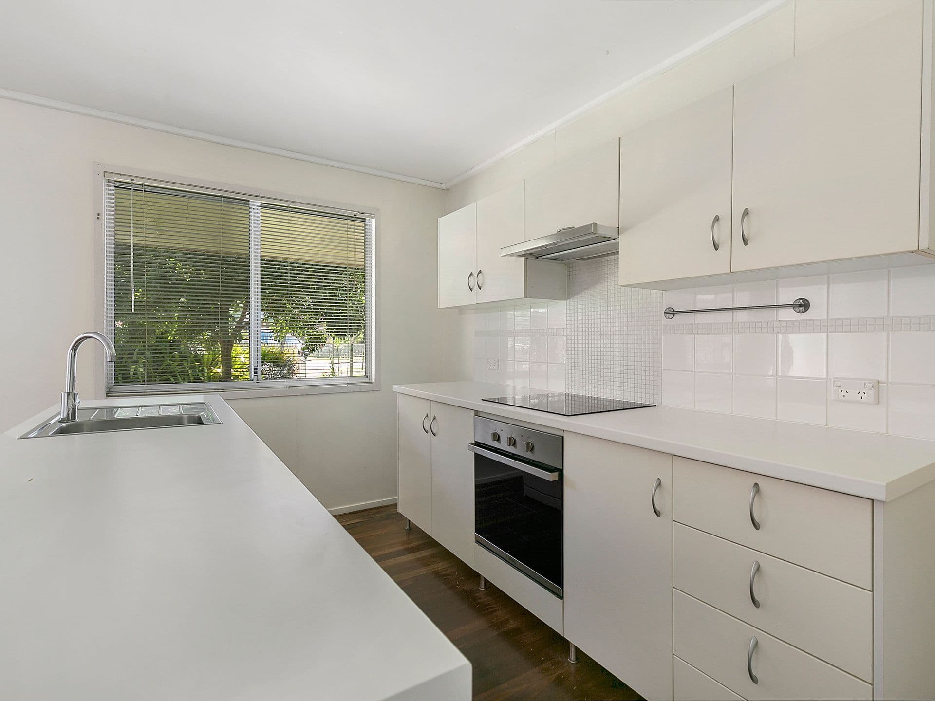1/15 Toorak Terrace LORNE VIC, Lorne - Thumbnail 4