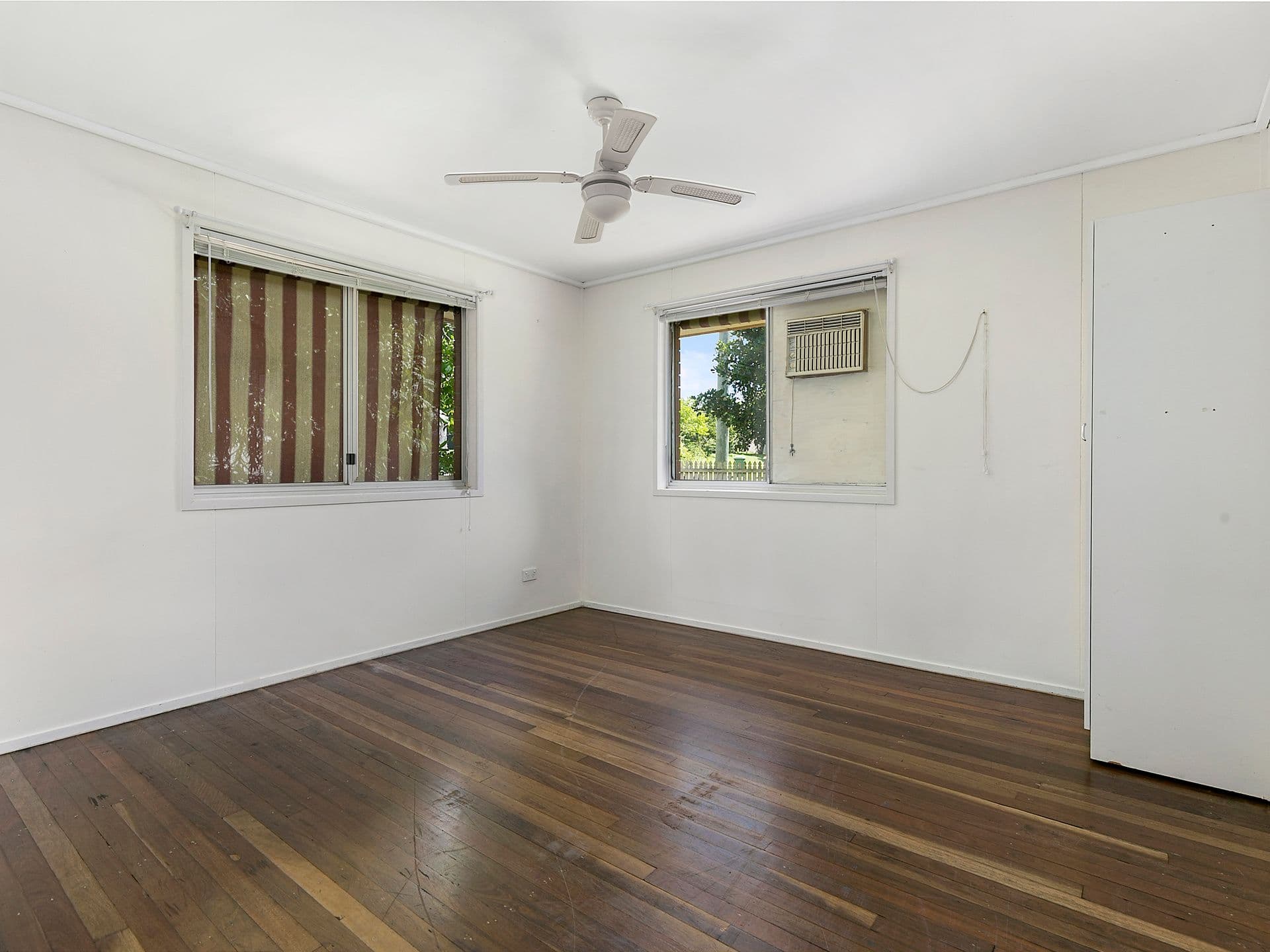 1/15 Toorak Terrace LORNE VIC, Lorne - Thumbnail 5