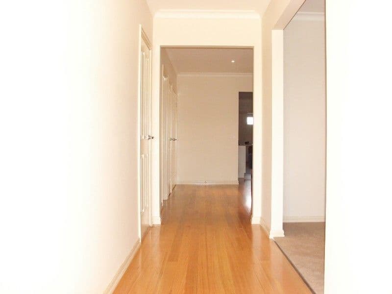 28 Park Boulevard, PAKENHAM VIC 3810, Pakenham - Thumbnail 5