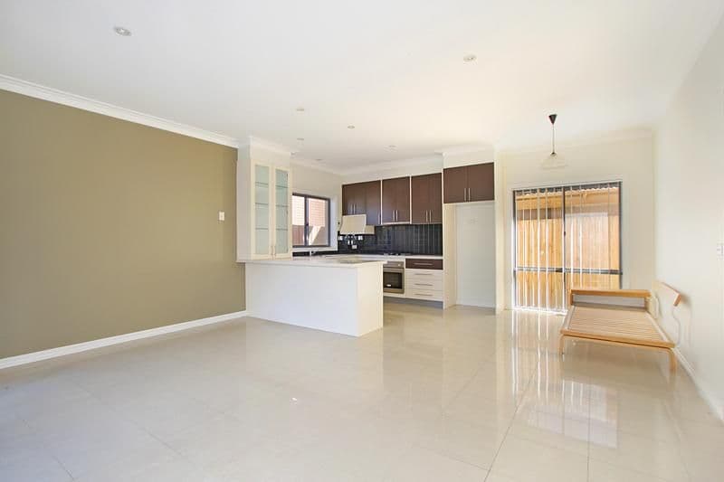 2b Alexander Avenue, Oakleigh East VIC 3166, Oakleigh East - Thumbnail 2
