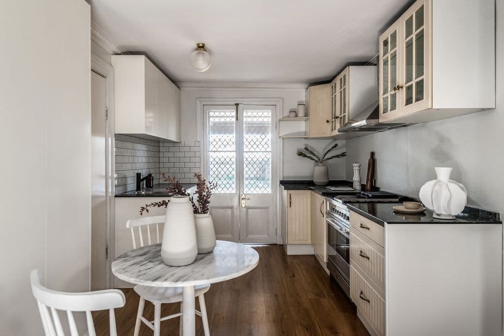 28 Warren Road, Marrickville - Thumbnail 8