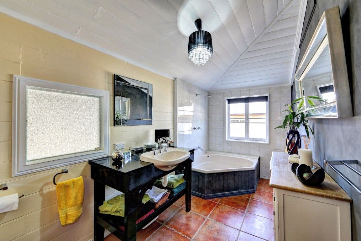 9 Gavin Street, BUNDABERG NORTH QLD 4670, Bundaberg North - Thumbnail 7