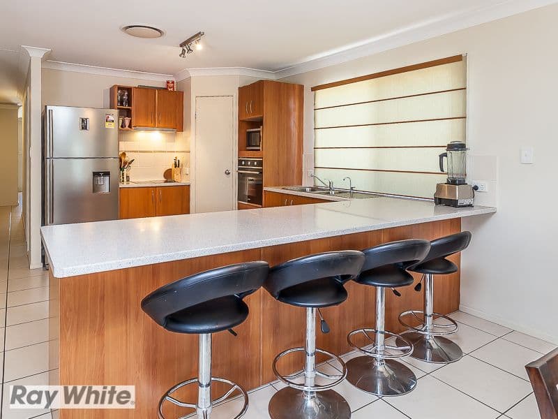 5 Wader Street, NORTH LAKES QLD 4509, North Lakes - Thumbnail 3