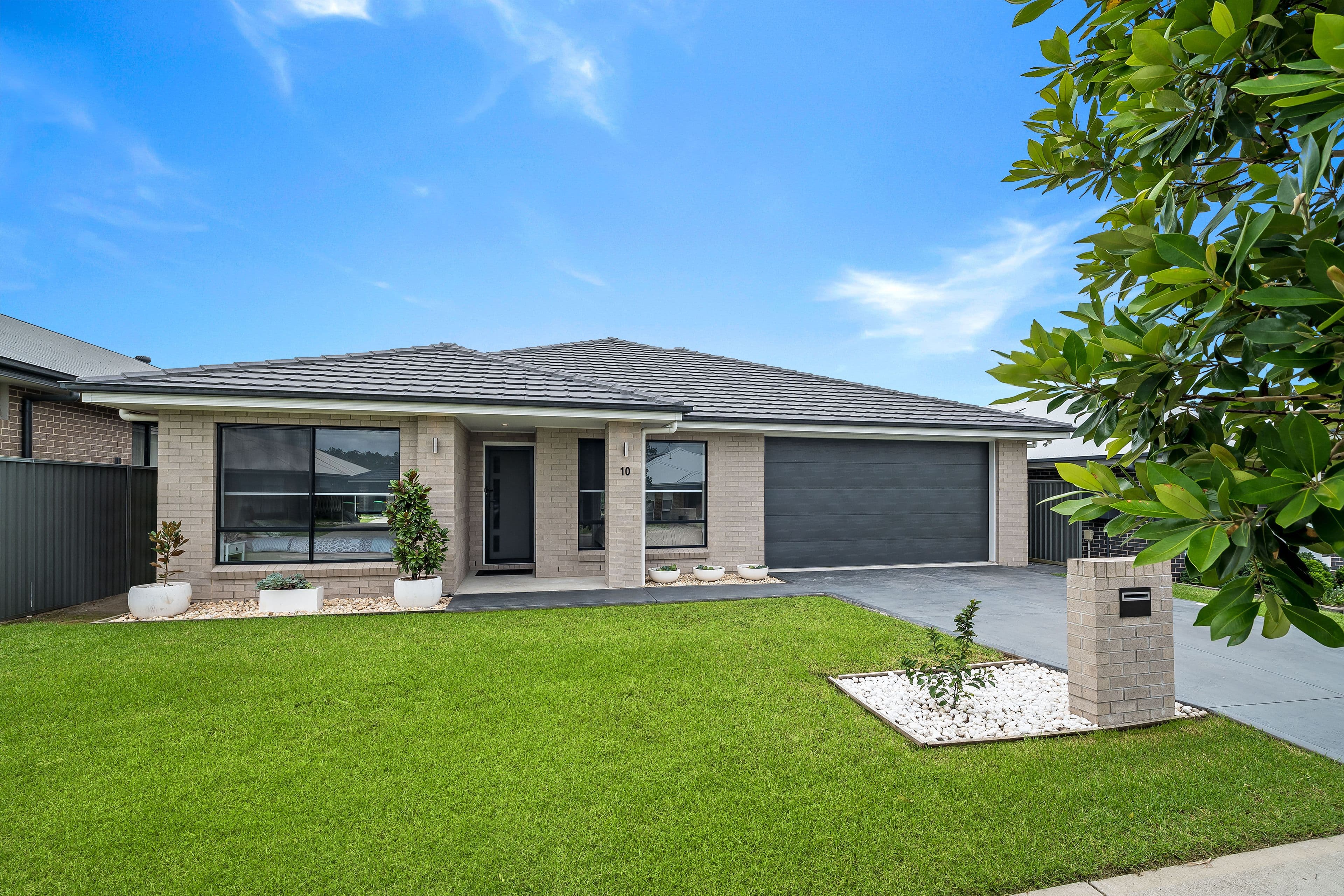 10 Conquest Close, Rutherford NSW 2320, Rutherford - Image 1