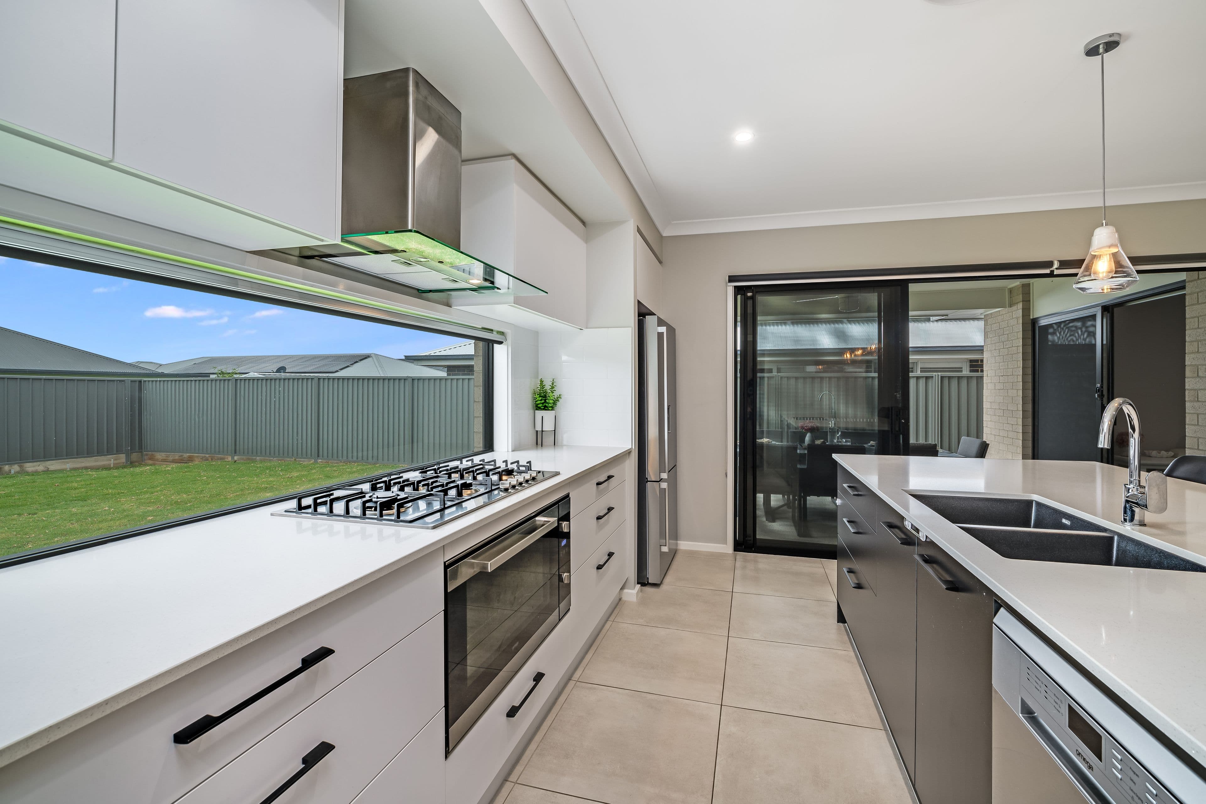10 Conquest Close, Rutherford NSW 2320, Rutherford - Thumbnail 2