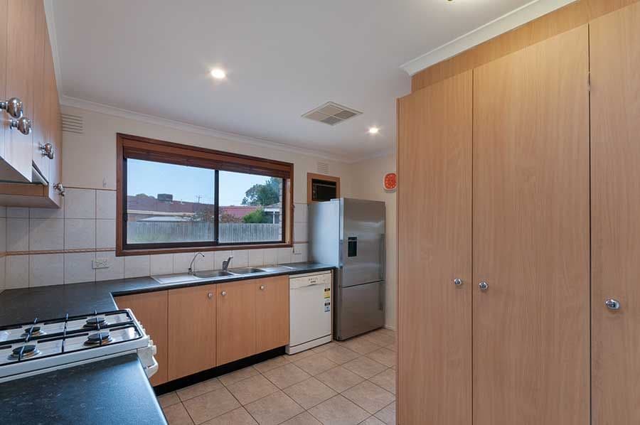 10 Trollaby Close, Gladstone Park VIC 3043, Gladstone Park - Thumbnail 2