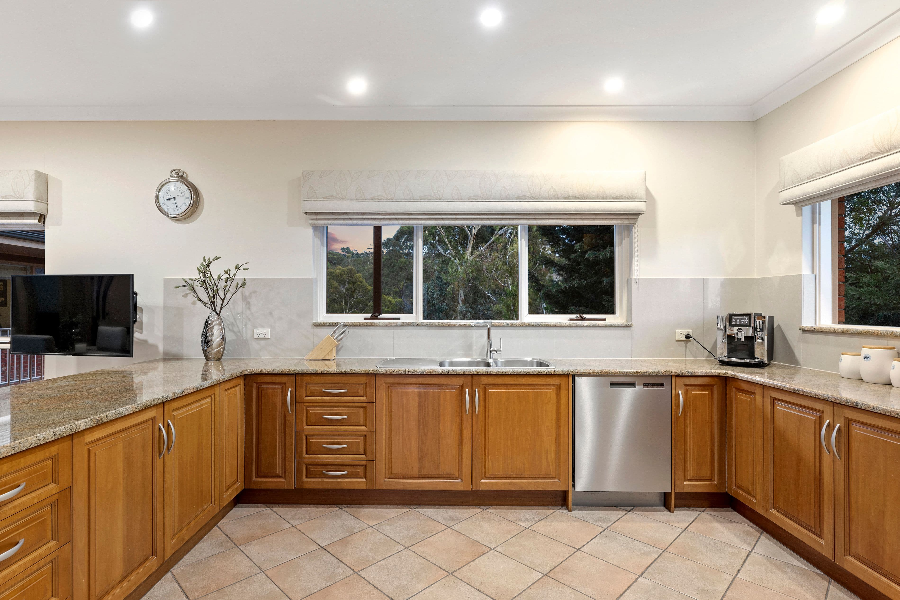 18 Patrick Auld Drive, Auldana SA 5072, Auldana - Thumbnail 8