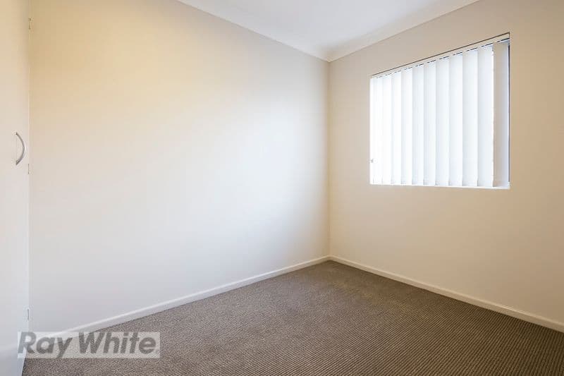 77 Kitchener Street, Coorparoo QLD 4151, Coorparoo - Thumbnail 7