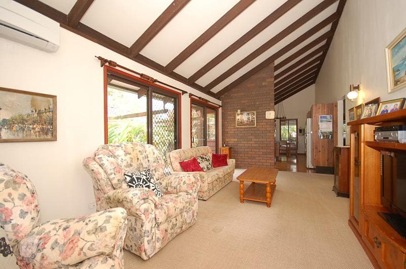 32 Caringal Drive,  Karana Downs, Karana Downs - Thumbnail 6