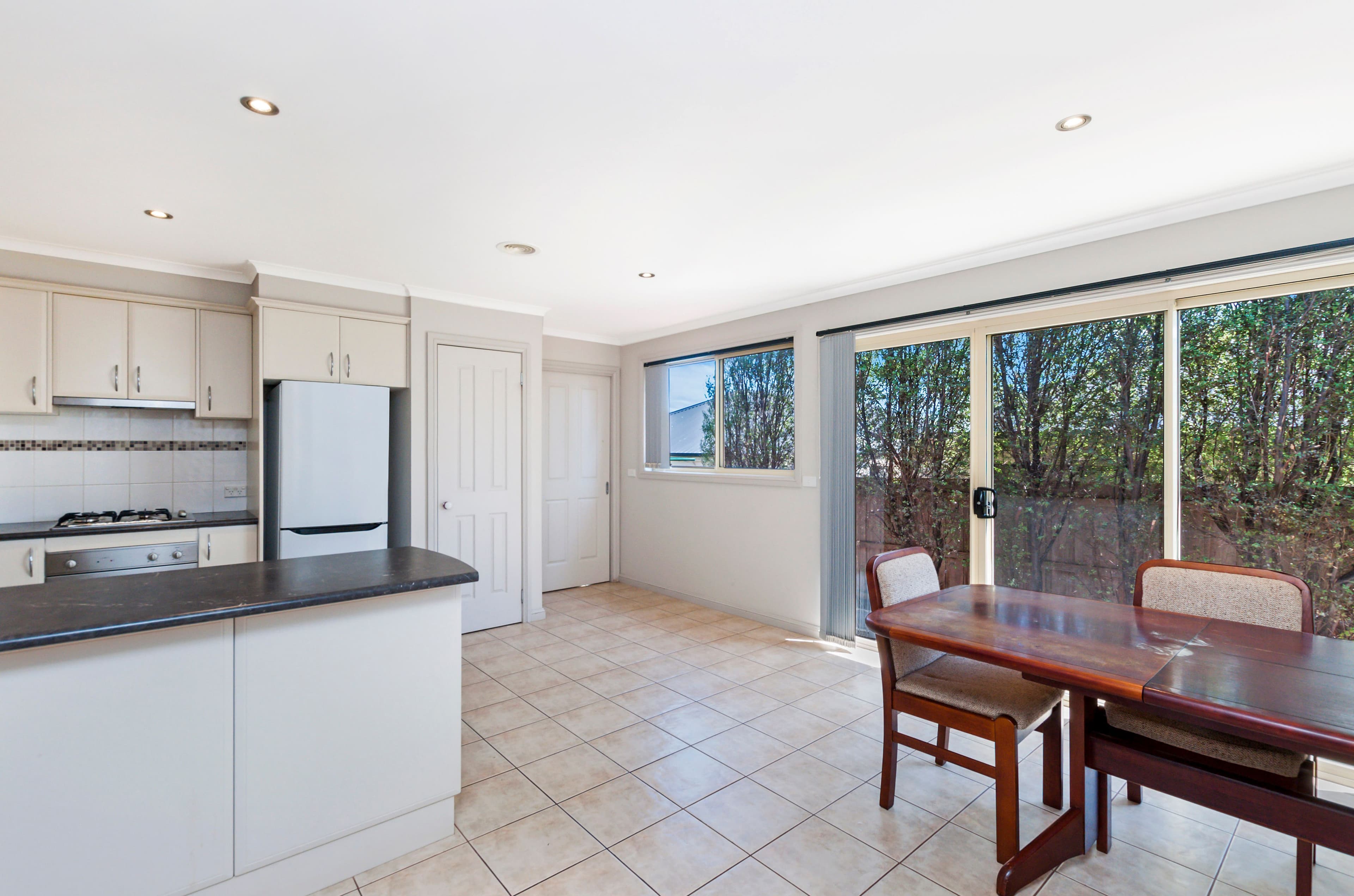 35 Gateway Road, Warrnambool VIC 3280, Warrnambool - Thumbnail 4