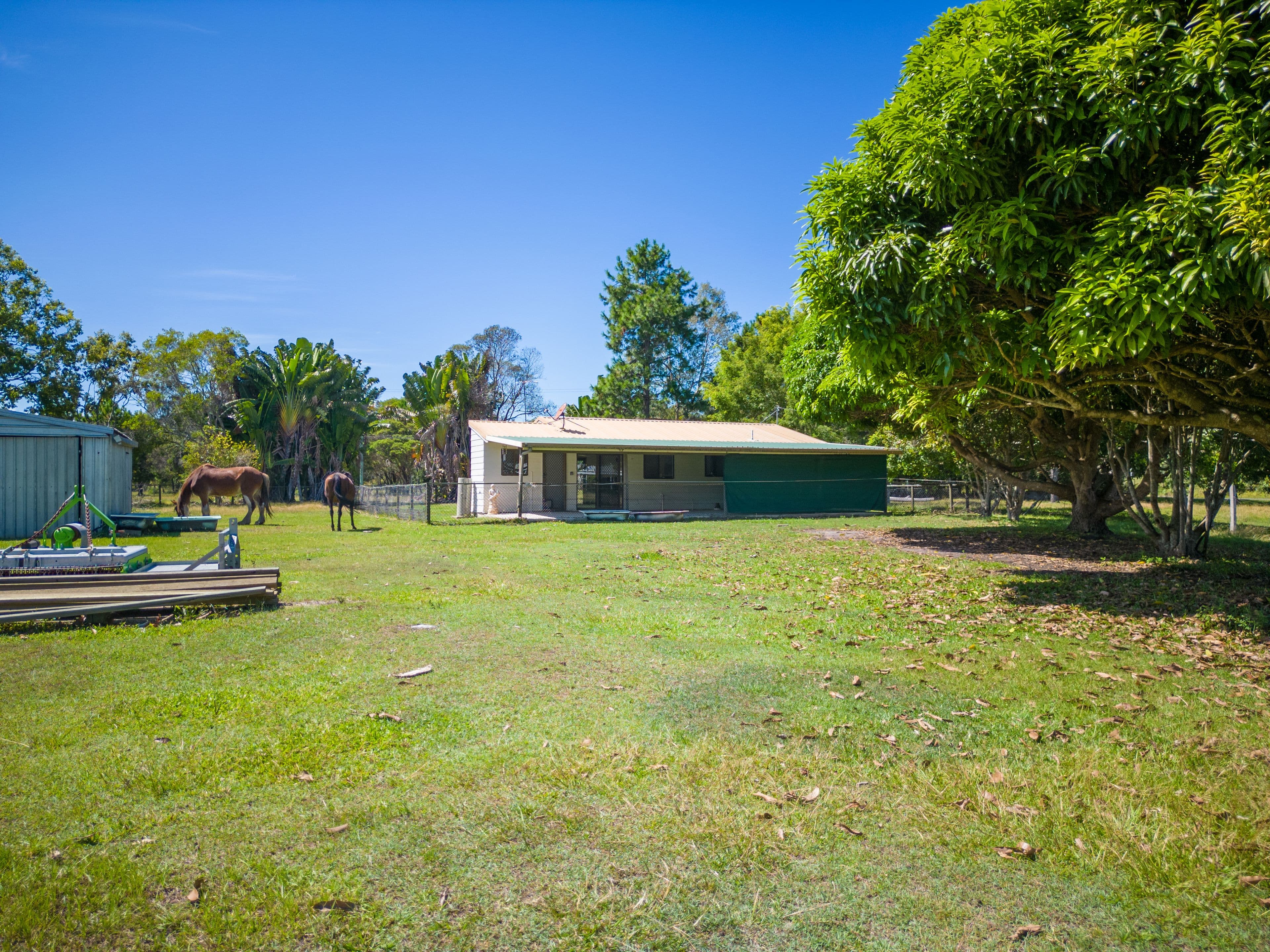 430 Bishop Road, Beachmere QLD 4510, Beachmere - Thumbnail 8