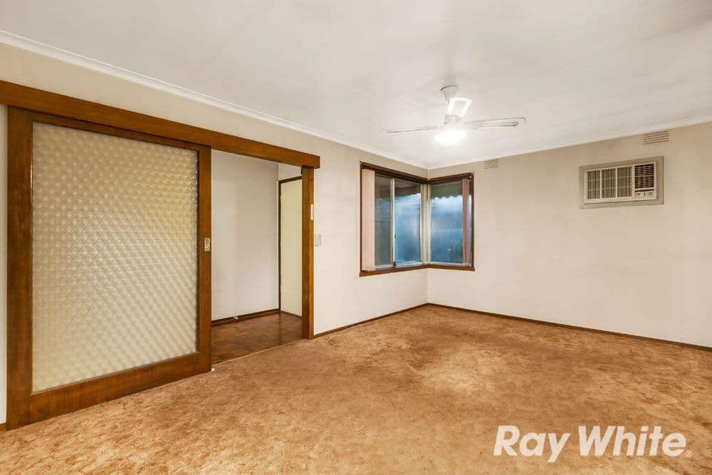 17 Canberra Grove, Lalor VIC 3075, Lalor - Thumbnail 2
