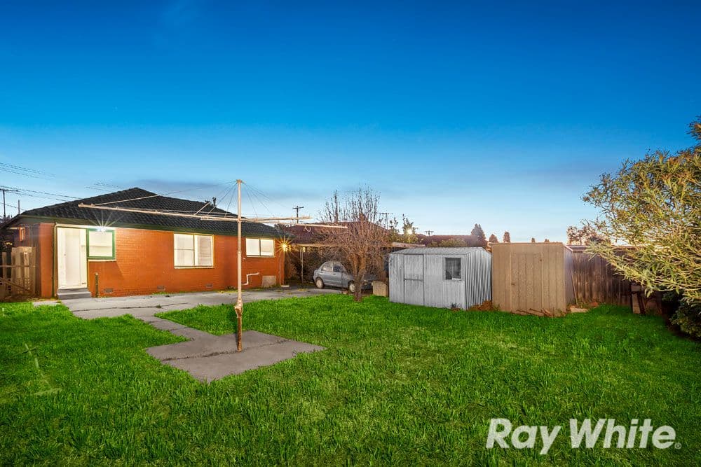 17 Canberra Grove, Lalor VIC 3075, Lalor - Thumbnail 7