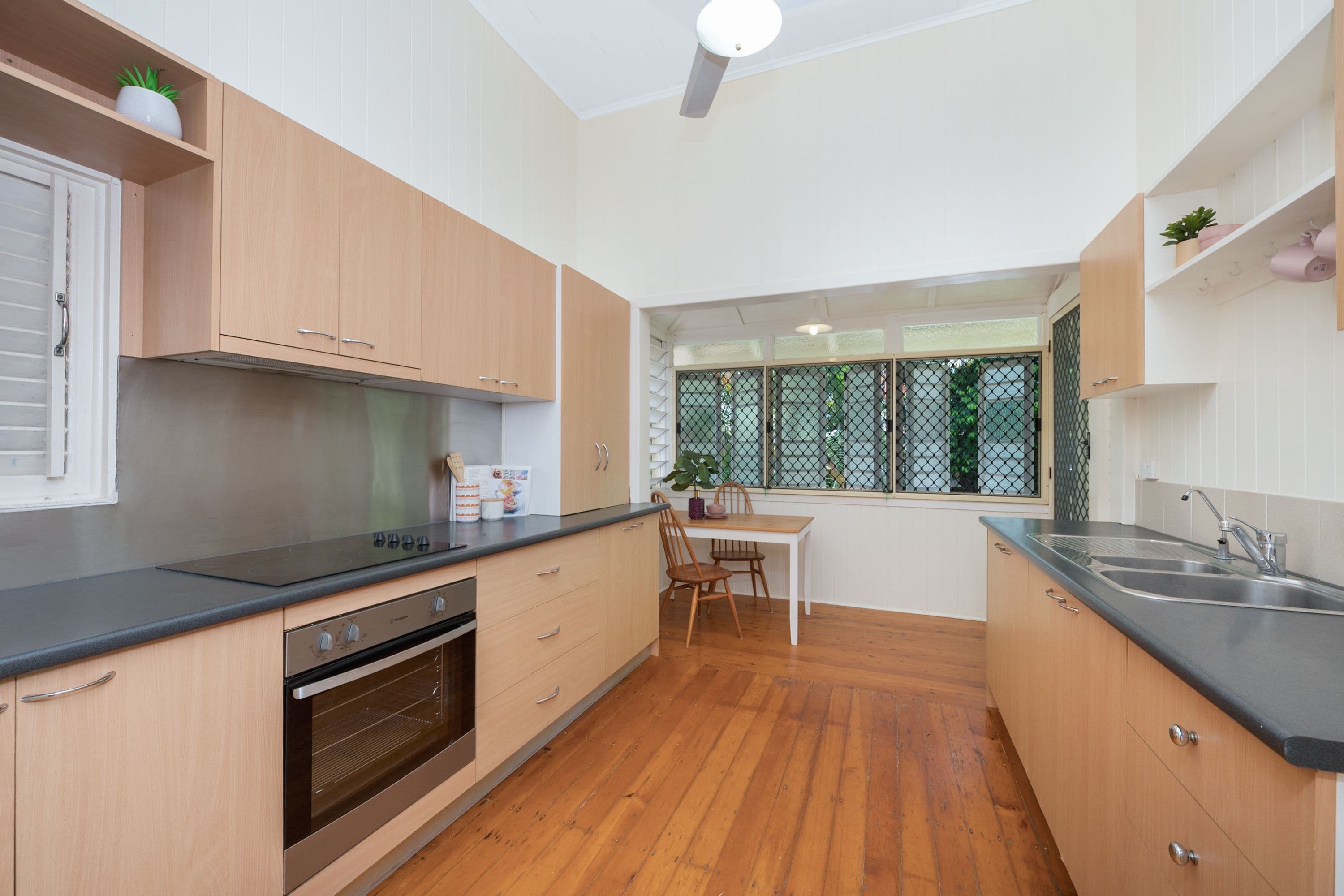 84 Kings Road, Hyde Park QLD 4812, Hyde Park - Thumbnail 4