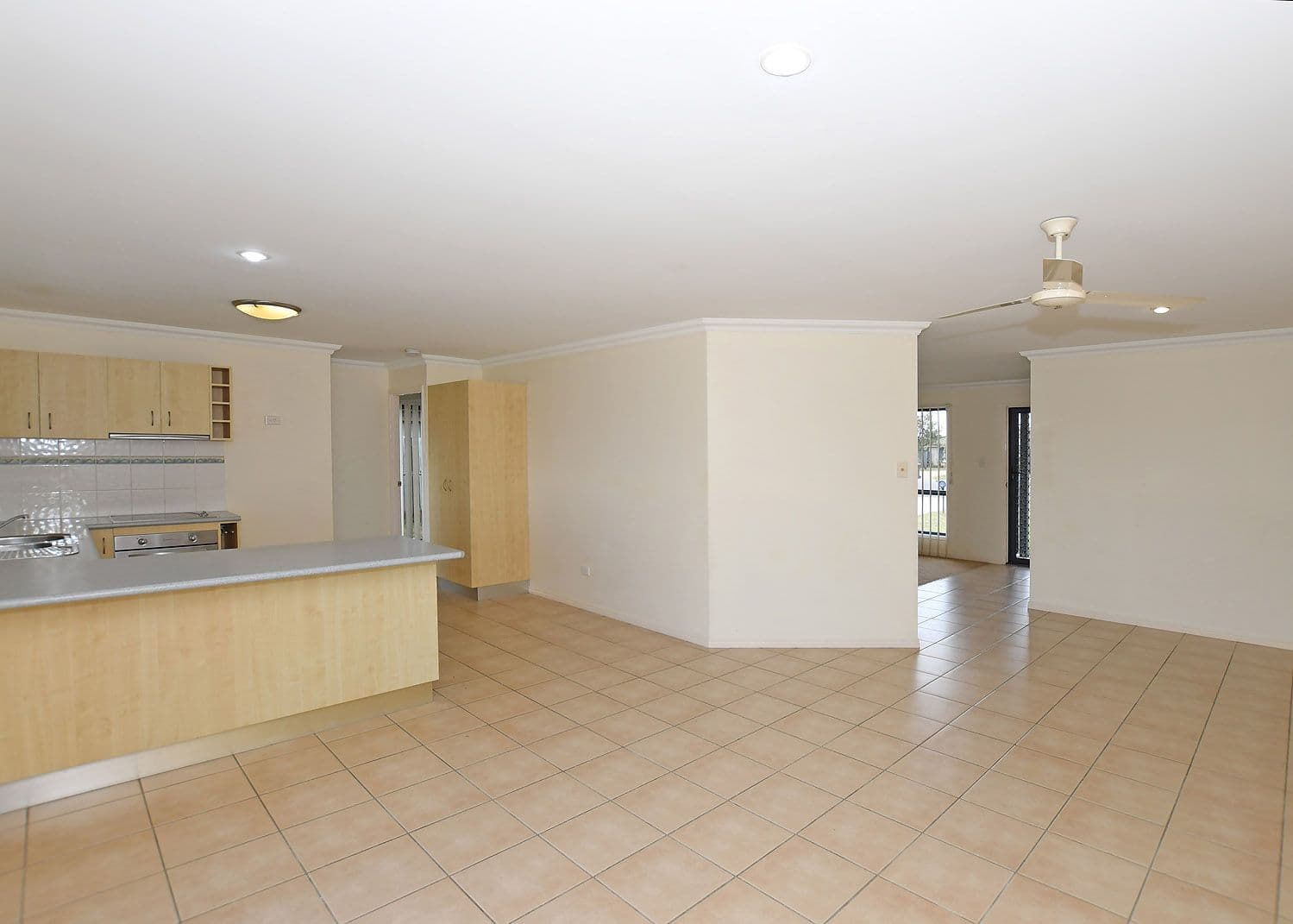15 Isis Court, Eli Waters QLD 4655, Eli Waters - Thumbnail 5