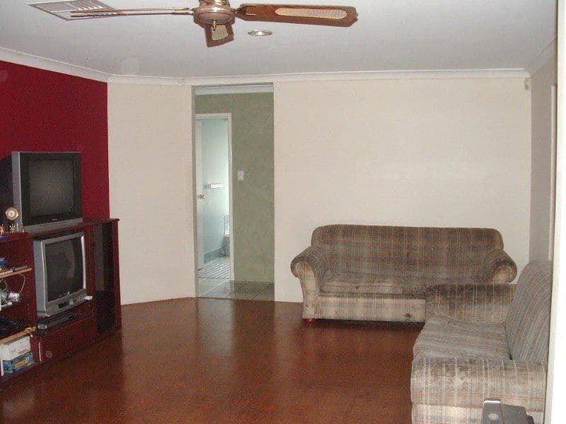 14 Hillegine Court, GOSNELLS WA 6110, Gosnells - Thumbnail 4