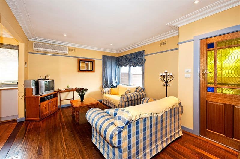 39 Erskine Road, MACLEOD VIC 3085, Macleod - Thumbnail 2