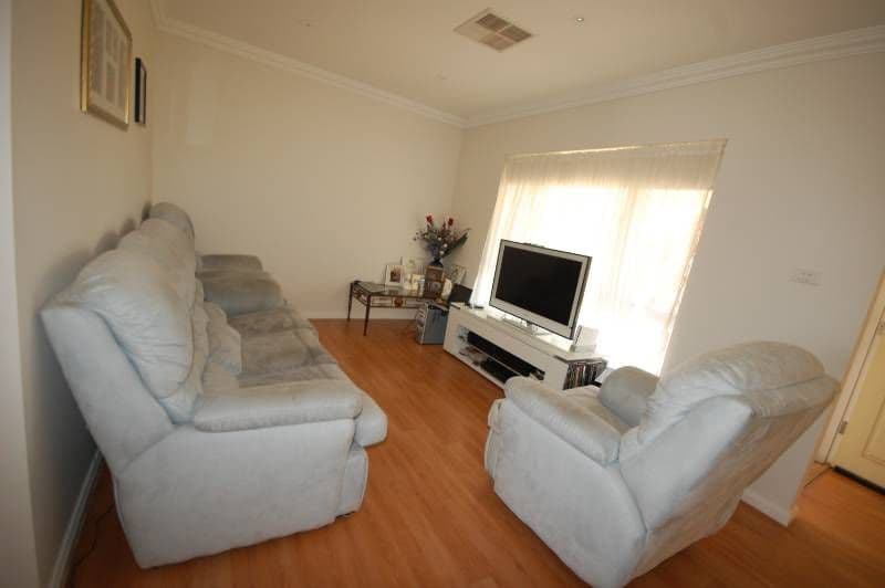 35 Curtin Street, GRIFFITH NSW 2680, Griffith - Thumbnail 2