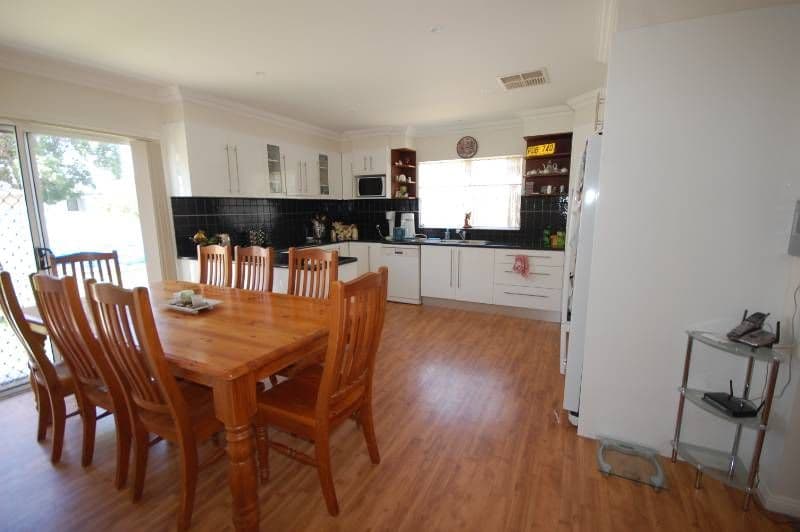 35 Curtin Street, GRIFFITH NSW 2680, Griffith - Thumbnail 4