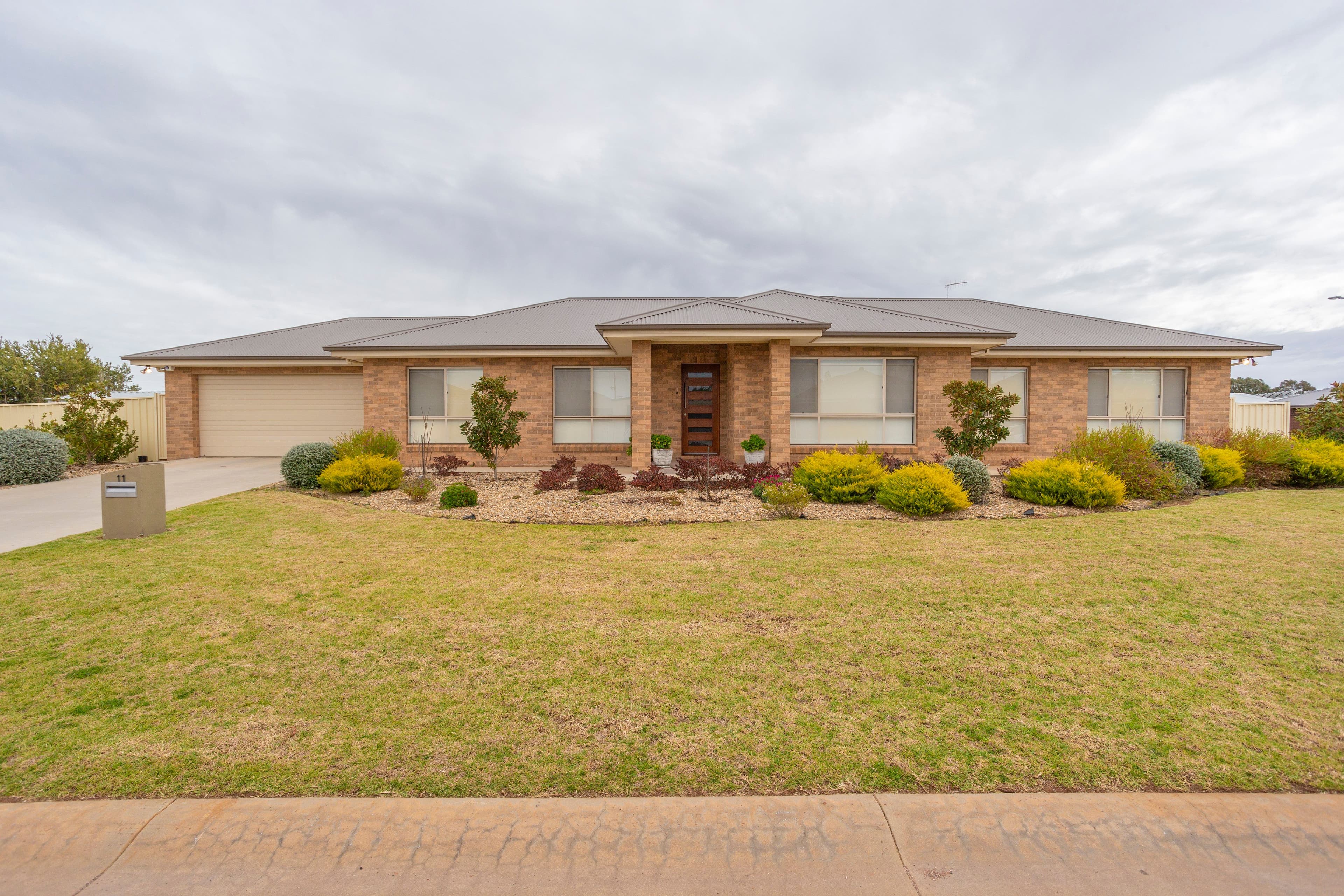 11 Jackson Place, Yoogali NSW 2680, Yoogali - Image 1