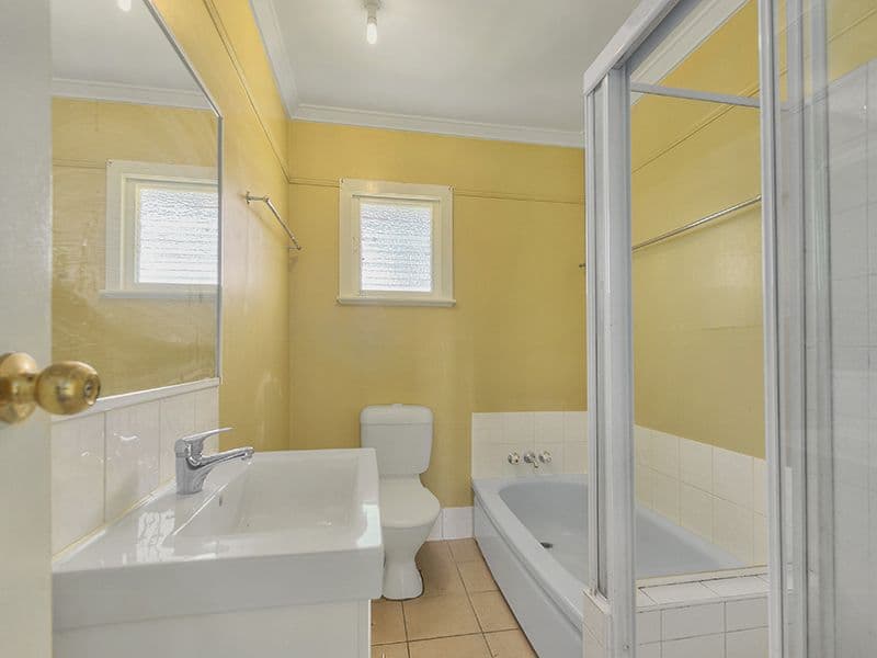 16 Mumbil Street, STAFFORD HEIGHTS QLD 4053, Stafford Heights - Thumbnail 4
