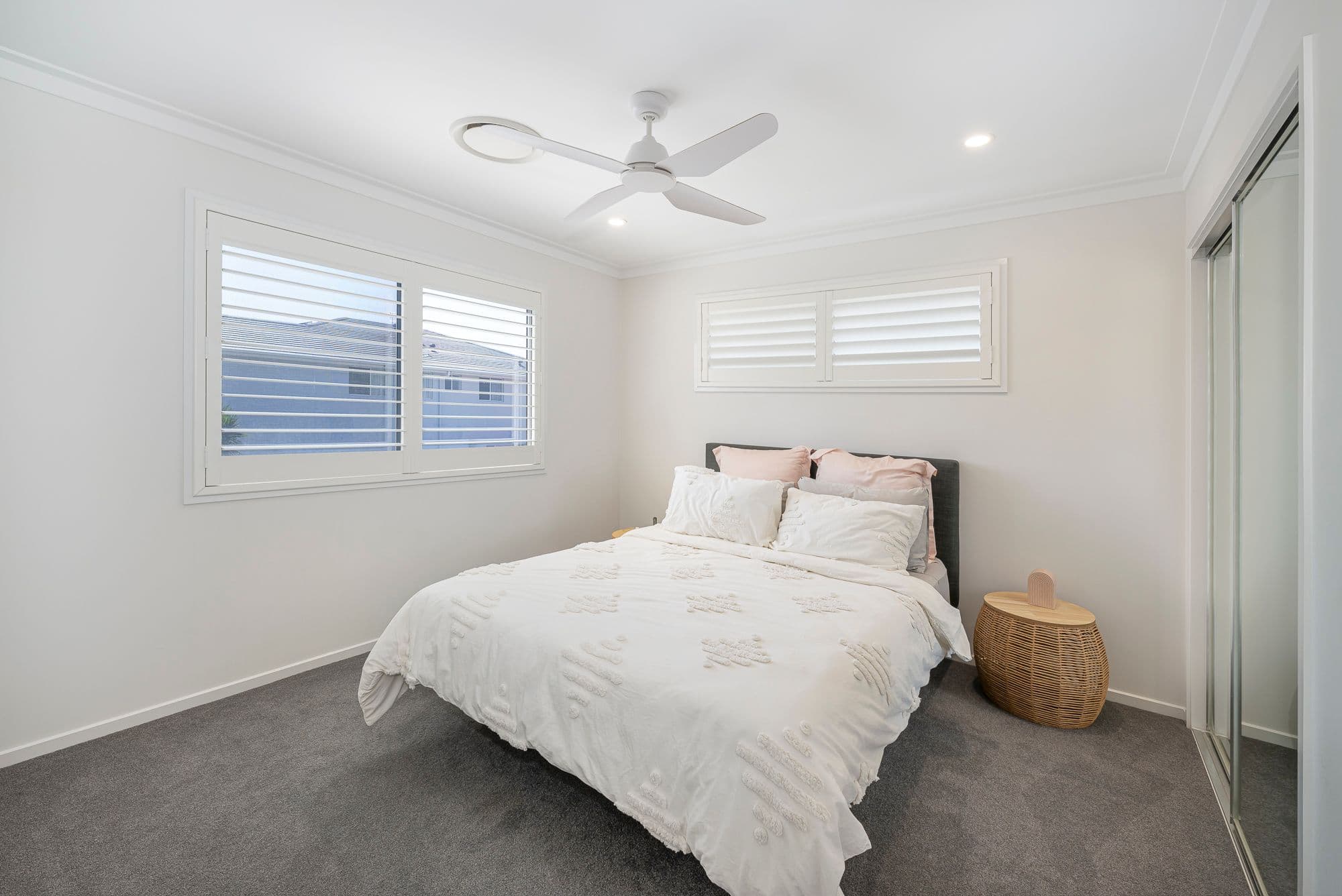 70 Raceview Avenue, Hendra QLD 4011, Hendra - Thumbnail 7