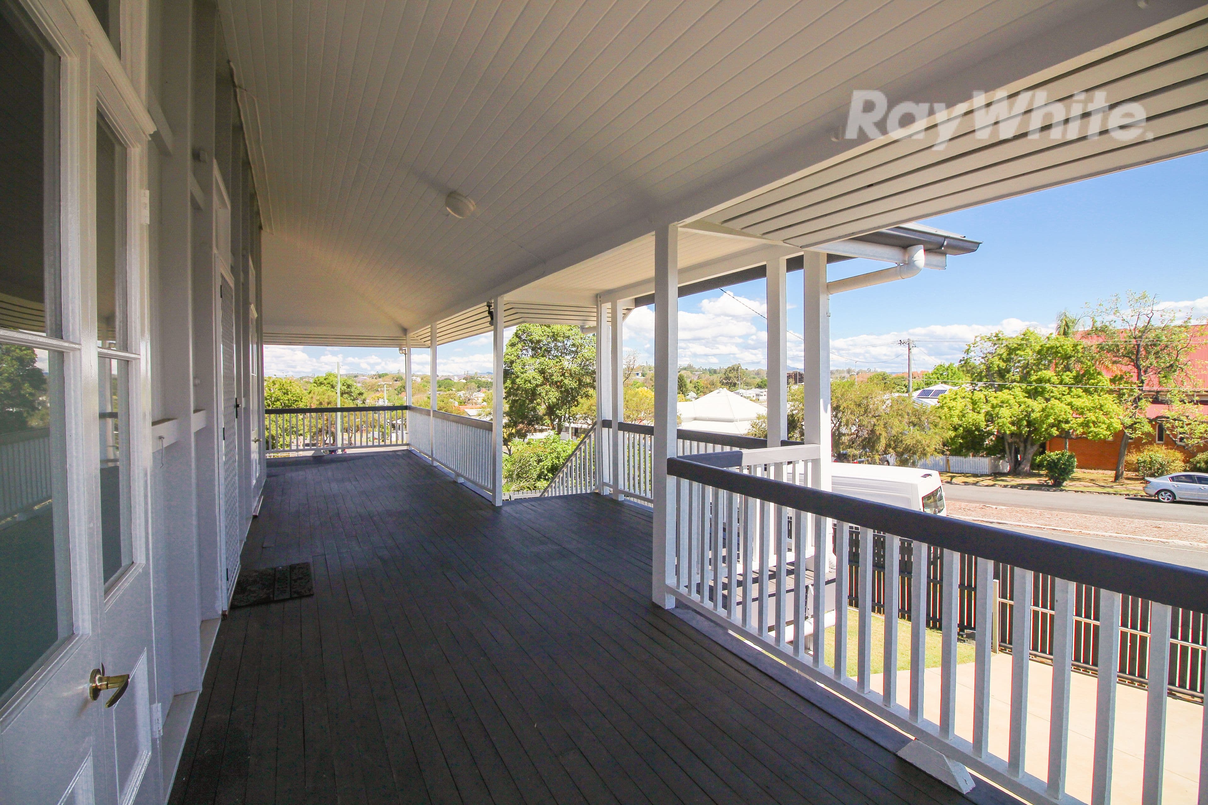 16 Lawrence Street, North Ipswich QLD 4305, North Ipswich - Thumbnail 2