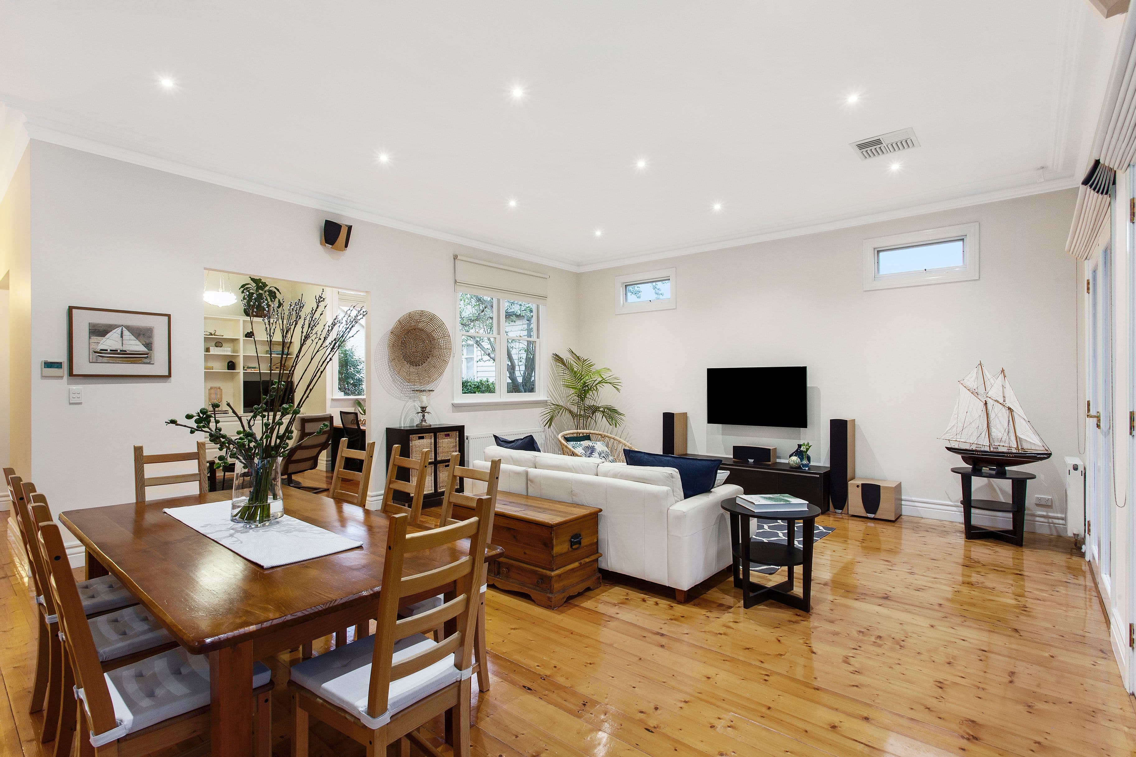 19 Holywood Grove, Carnegie VIC 3163, Carnegie - Thumbnail 5