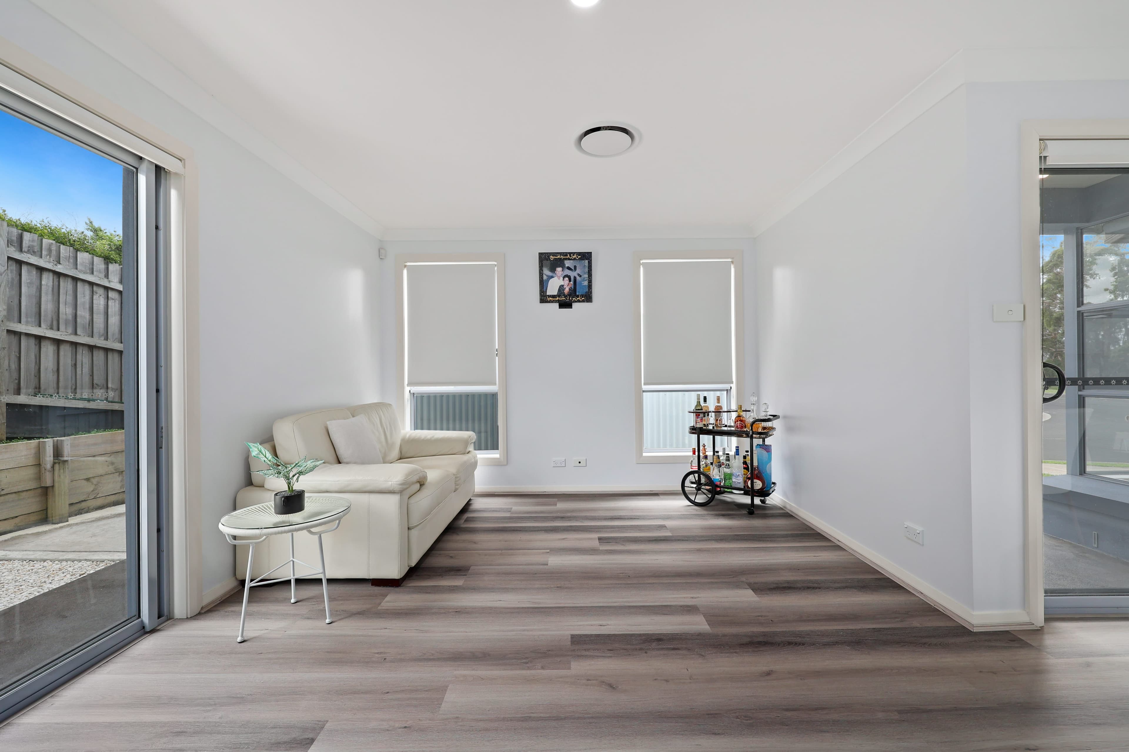 18 Hampshire Boulevard, Spring Farm NSW 2570, Spring Farm - Thumbnail 4