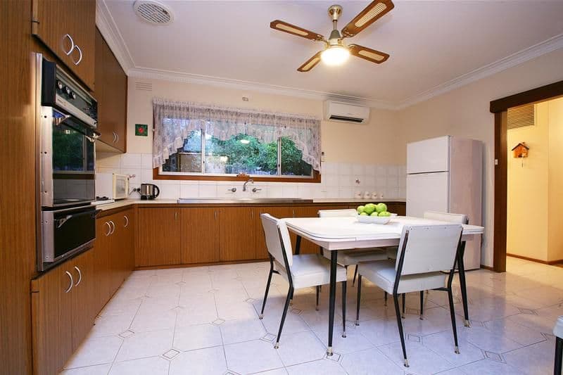 18 Golf Avenue, KINGSBURY VIC 3083, Kingsbury - Thumbnail 5