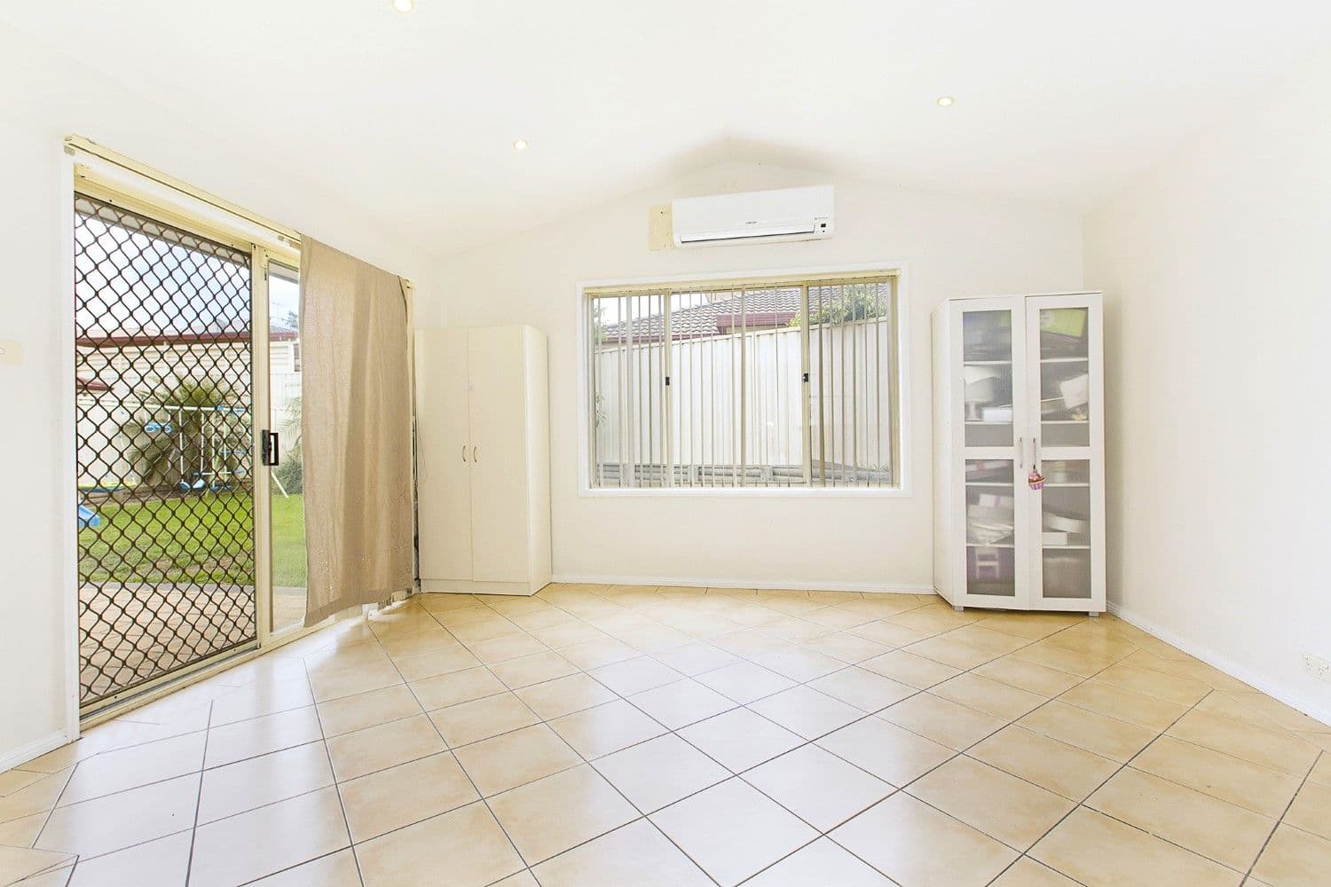 13 Coco Drive, Glenmore Park - Thumbnail 4