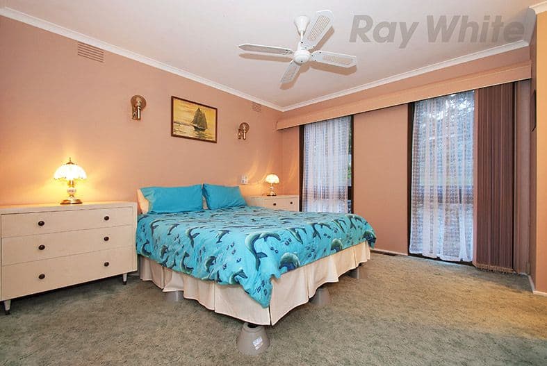 18 MEADOWGATE Drive, Chirnside Park VIC 3116, Chirnside Park - Thumbnail 8