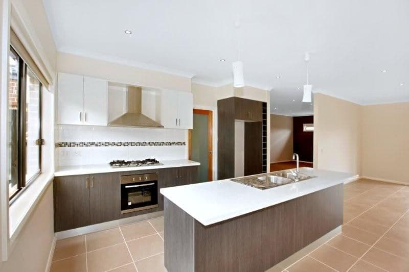 4 Pembury Way, WYNDHAM VALE VIC 3024, Wyndham Vale - Thumbnail 2