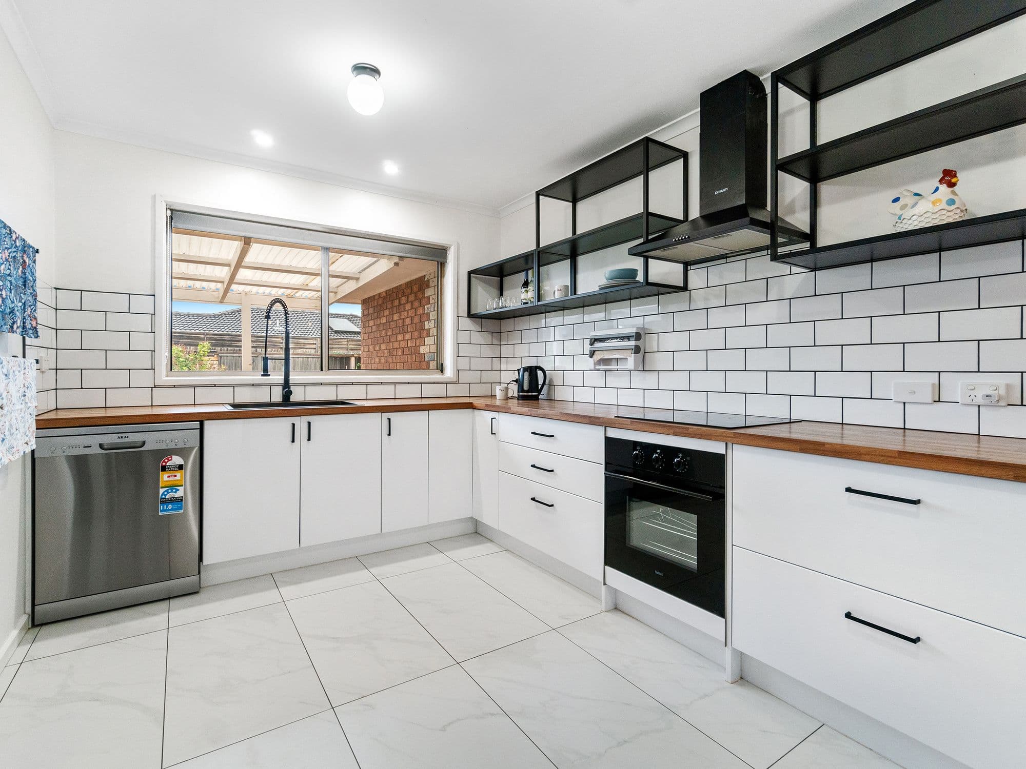 19 Jonathan Drive, Darley VIC 3340, Darley - Thumbnail 2