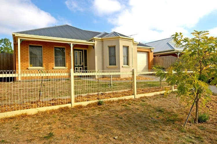 5 Maria Court, LARA VIC 3212, Lara - Image 1