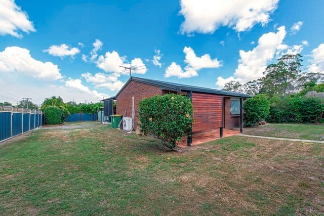 2 Molyu Court, MOUNT WARREN PARK QLD 4207, Mount Warren Park - Thumbnail 2