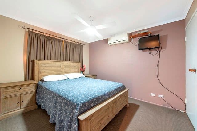 2 Molyu Court, MOUNT WARREN PARK QLD 4207, Mount Warren Park - Thumbnail 6